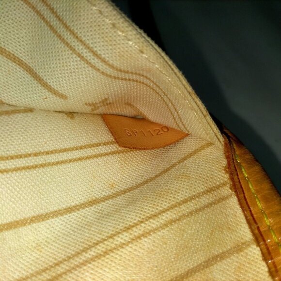 Louis Vuitton Neverfull Mm White Damier Azur Tote - Picture 9 of 9